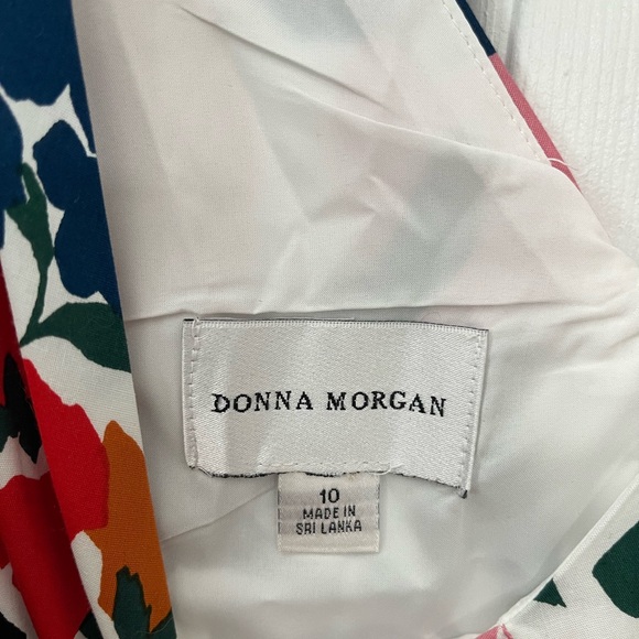 Donna Morgan Dresses & Skirts - Donna Morgan colorful dress